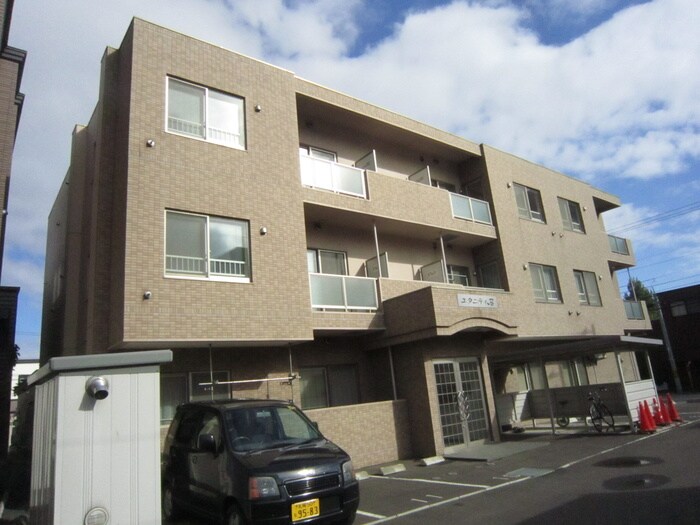 エタニティの物件外観写真