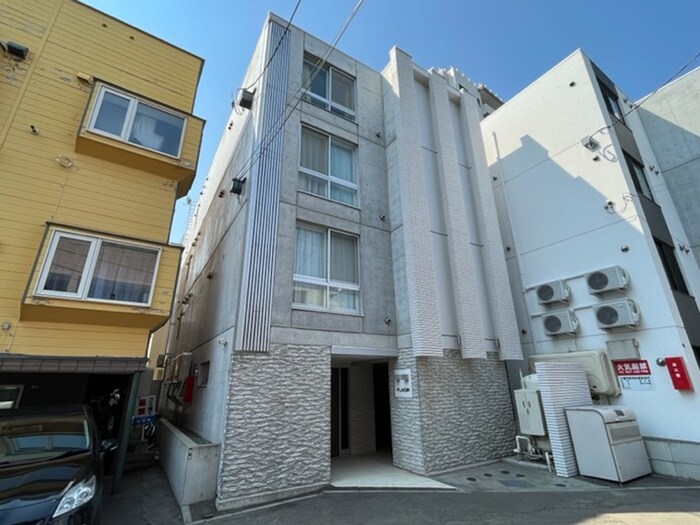 プレジールの物件外観写真