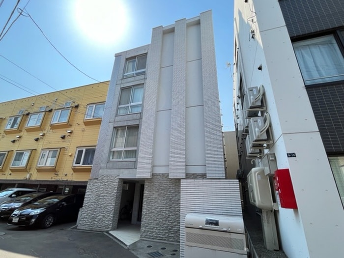 プレジールの物件外観写真