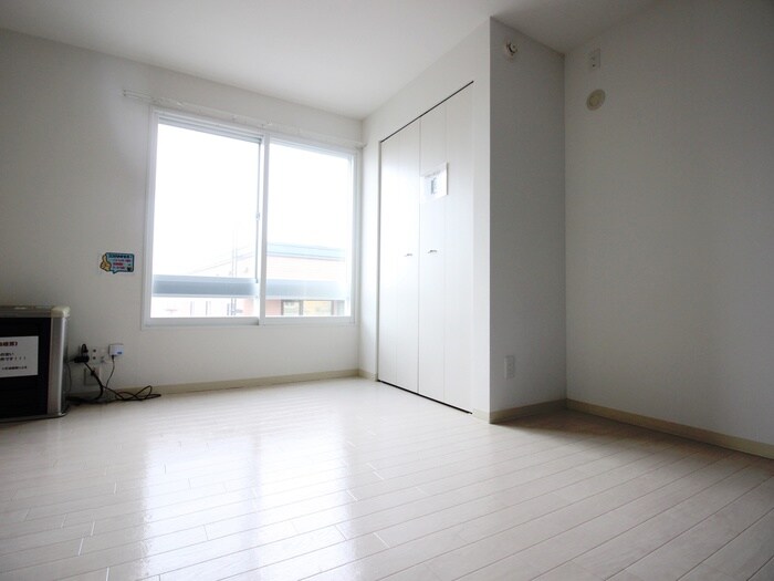 プレジールの物件内観写真