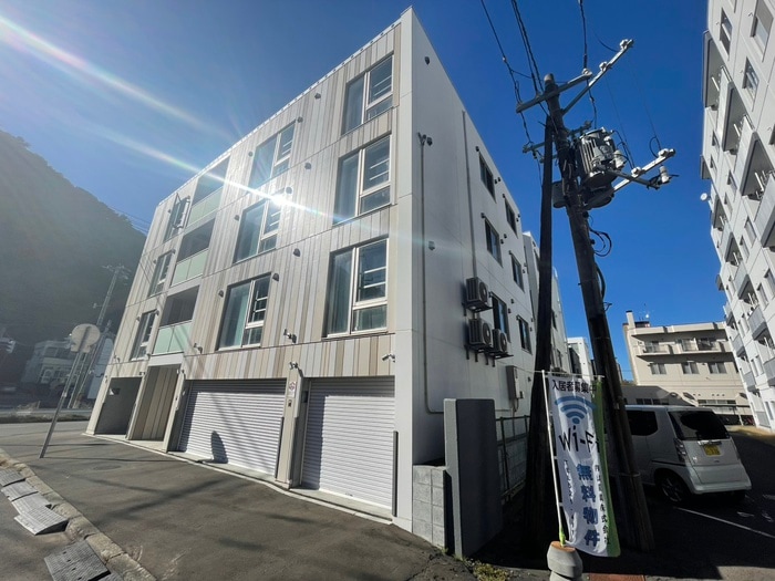 S-RESIDENCE南円山の物件外観写真