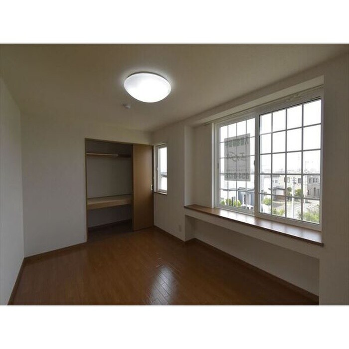 ヴィレッジ福住の物件内観写真