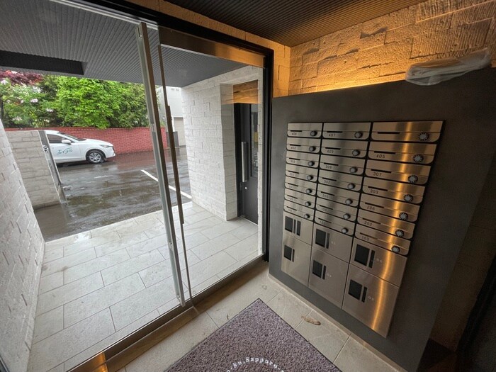 RESIDENCE SHINMEI MIYANONORIの物件外観写真