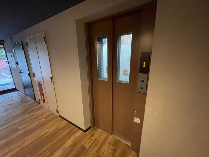 RESIDENCE SHINMEI MIYANONORIの物件外観写真