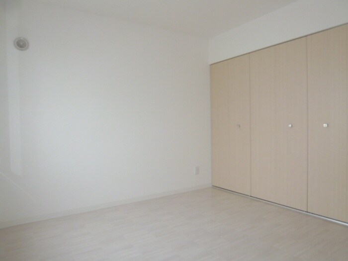 エムズコートの物件内観写真