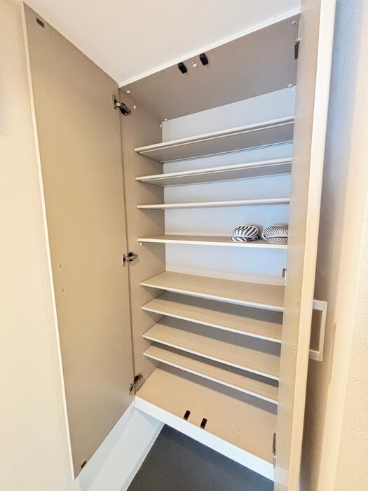 ニュ－コンフォ－ト澄川の物件内観写真