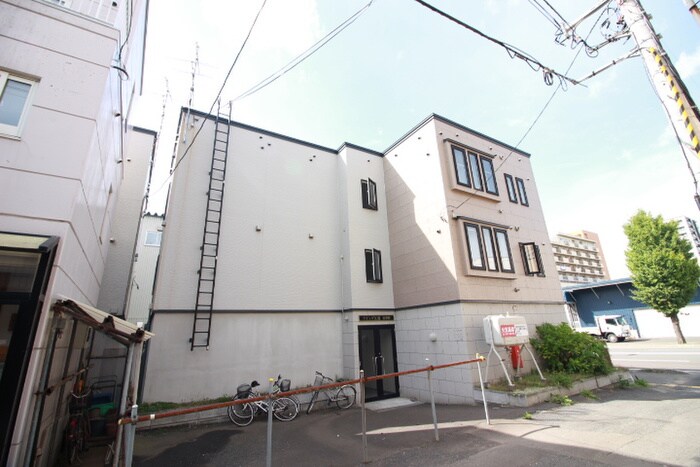 ツインズ大通壱番館の物件外観写真