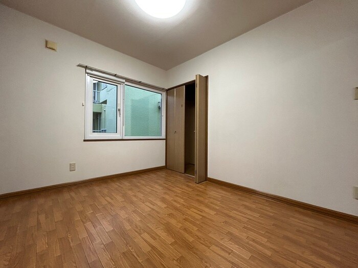 セ・ラ・ヴィ澄川の物件内観写真