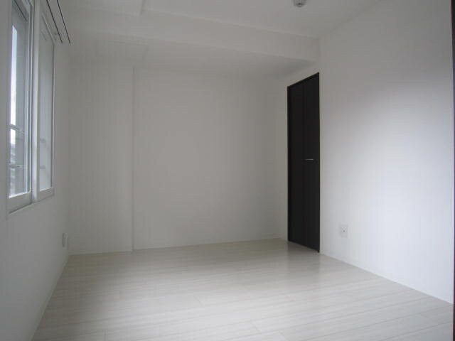 レグザ山鼻の物件内観写真