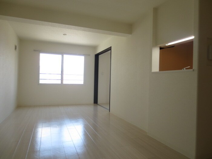 レグザ山鼻の物件内観写真