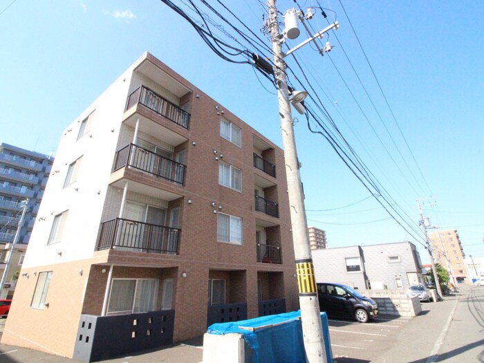 グランジェ月寒公園の物件外観写真