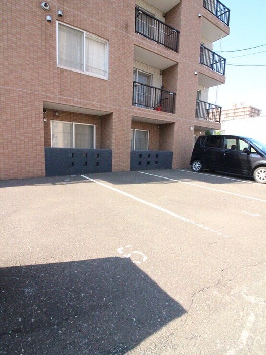 グランジェ月寒公園の物件外観写真