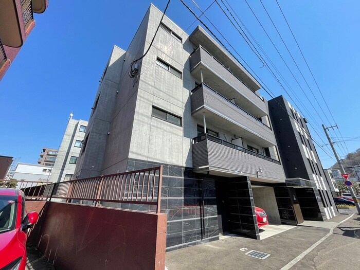 アルファスクエア円山2条の物件外観写真