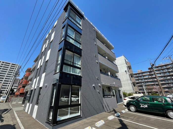 アルファスクエア円山2条の物件外観写真