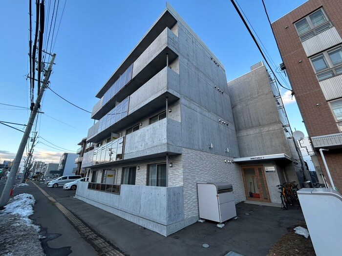 IMMUTABLE1の物件外観写真