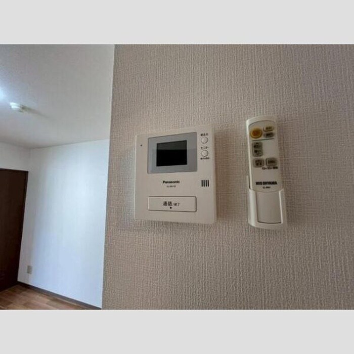 メゾンエクレーレ北18条の物件内観写真