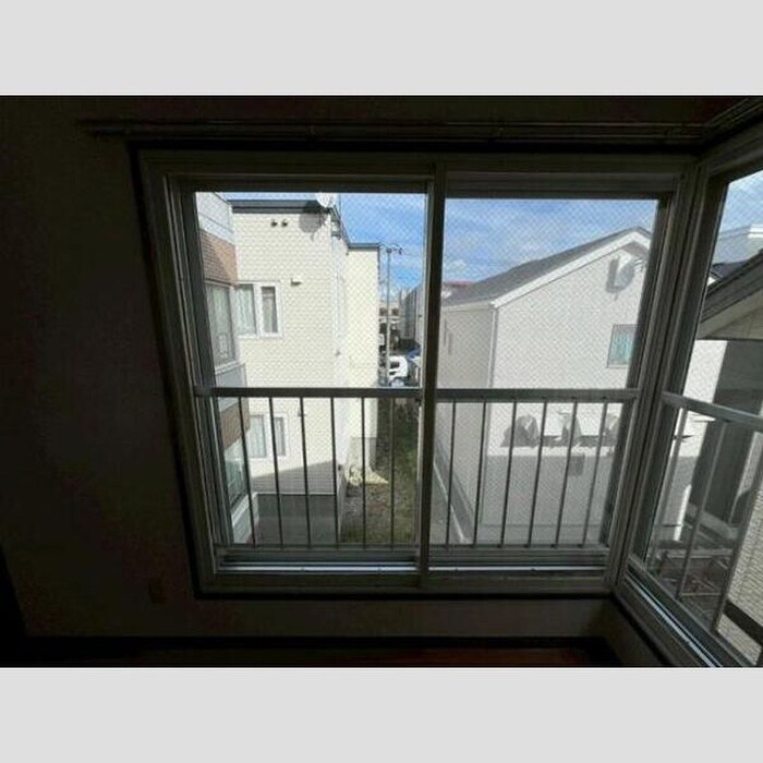 メゾンエクレーレ北18条の物件内観写真