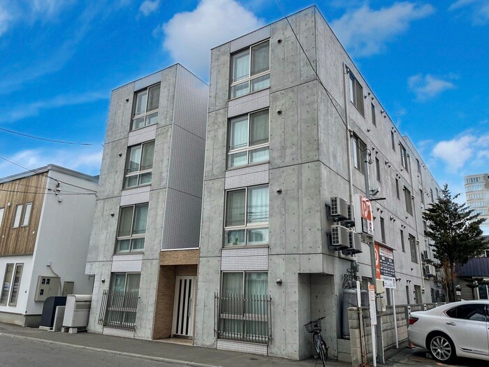 ALPHA栄町の物件外観写真