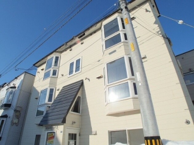 ルミエールアライ２の物件外観写真