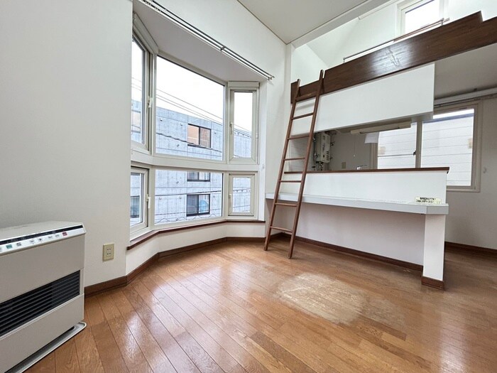 ルミエールアライ２の物件内観写真