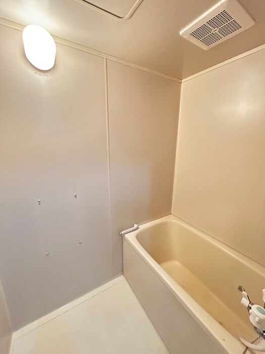 ルミエールアライ２の物件内観写真