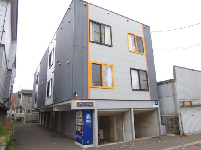 エムズコテ－ジの物件外観写真