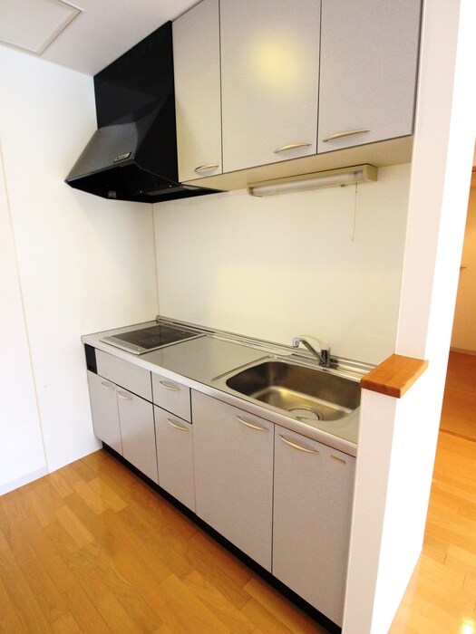 サムティ学園前の物件内観写真