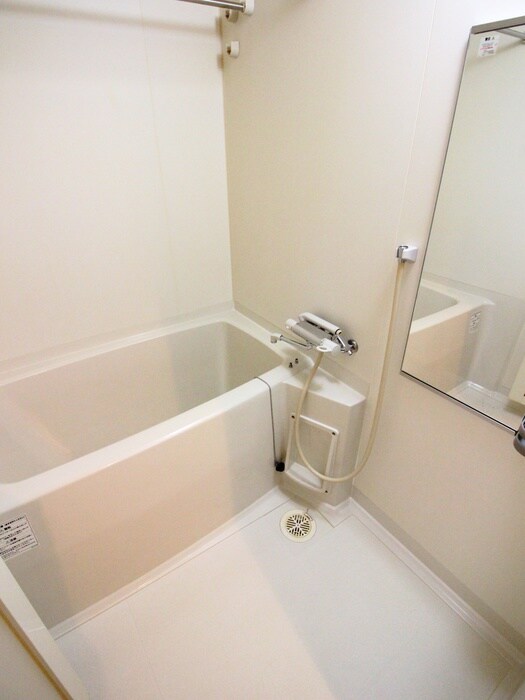 サムティ学園前の物件内観写真