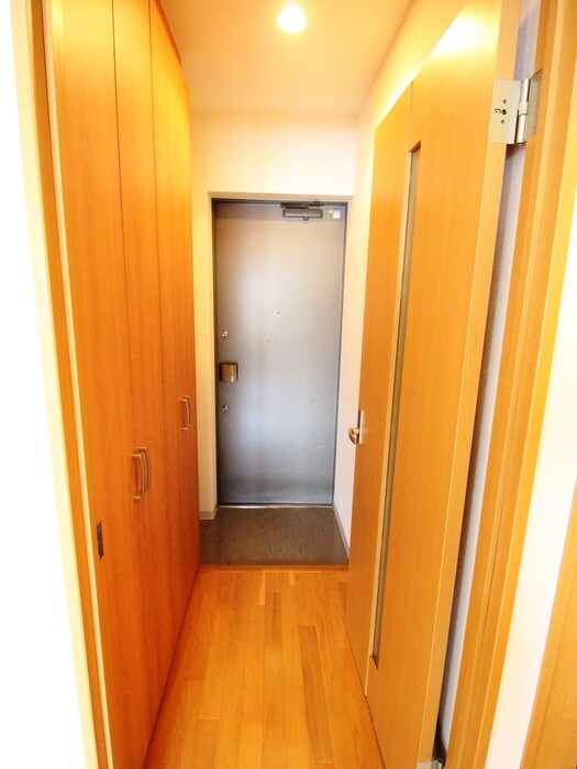 サムティ学園前の物件内観写真