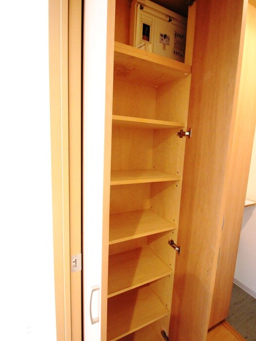 サムティ学園前の物件内観写真