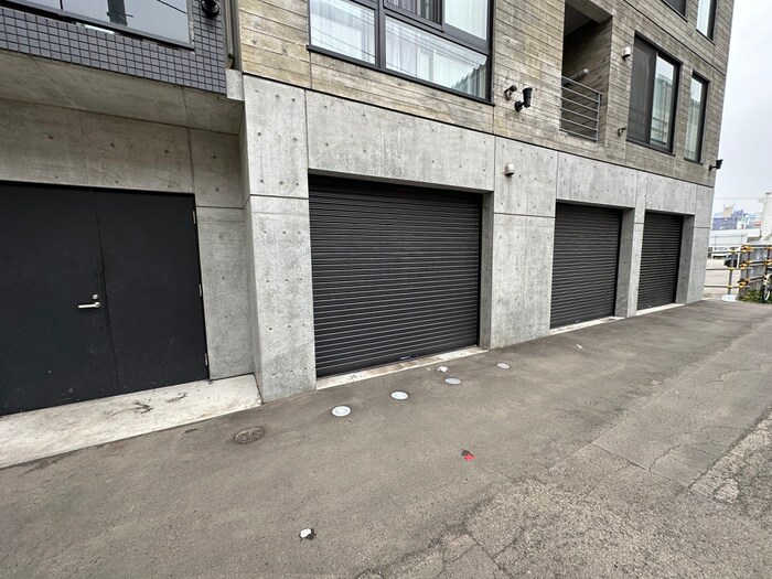 MCdIARMIDの物件外観写真