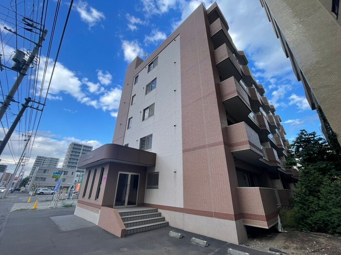 メゾンハマナスの物件外観写真