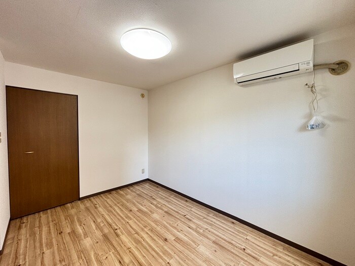 サンリビエールの物件内観写真