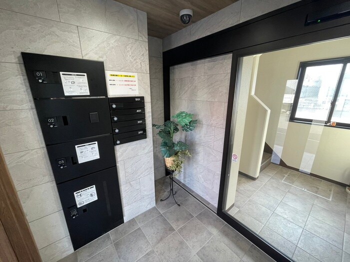 SERAM神宮前の物件外観写真