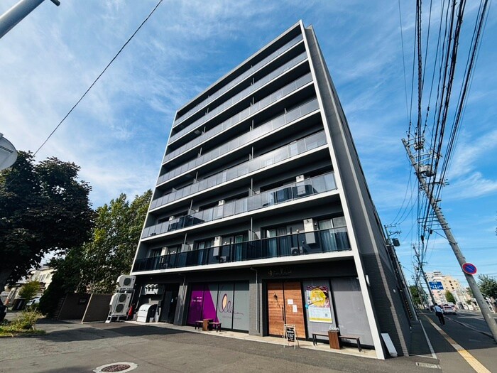 スペチアーレ420の物件外観写真