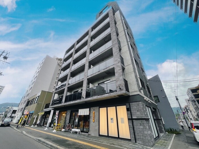 ASH MARUYAMAの物件外観写真