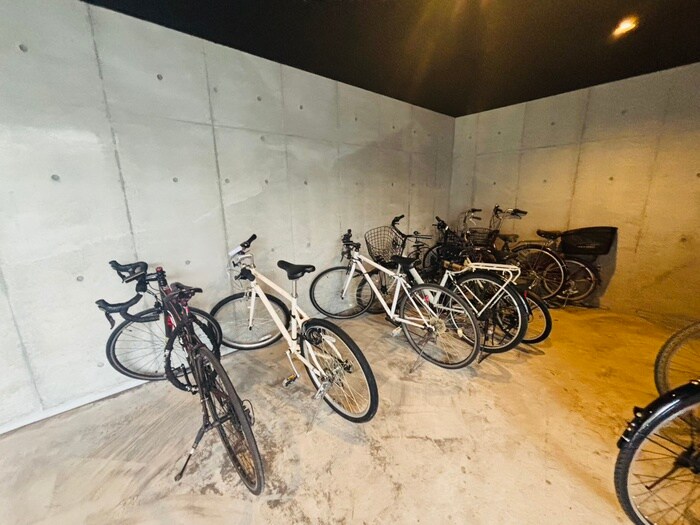 イール南円山の物件外観写真