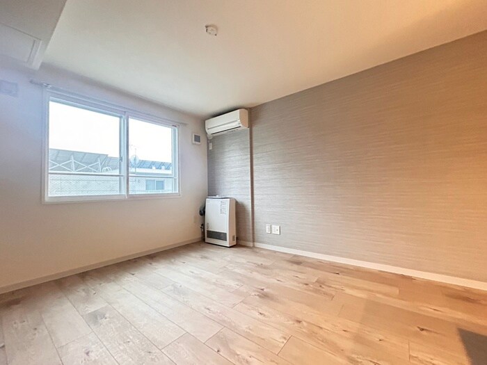 Ta-Ri-Ru学園前の物件内観写真