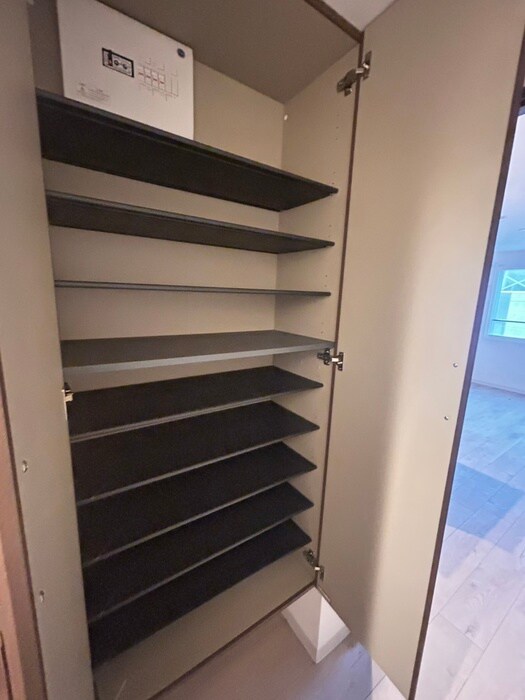 Ta-Ri-Ru学園前の物件内観写真