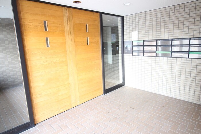 MANSION KURODA南８条の物件外観写真