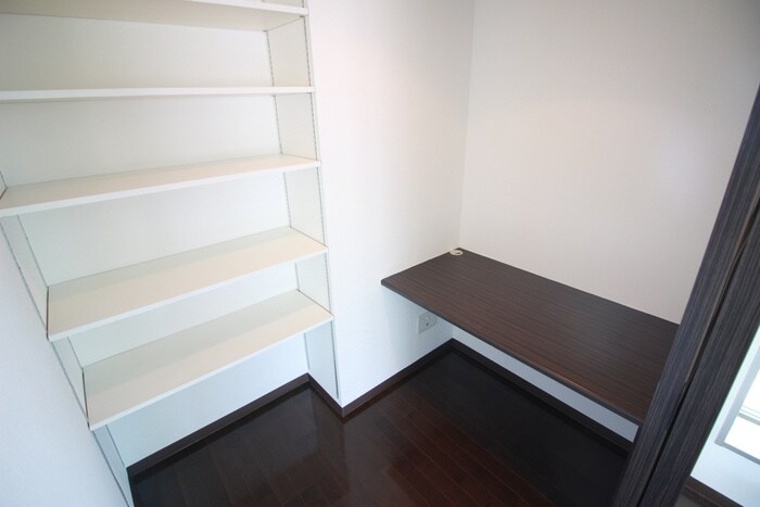 レジディア大通公園の物件内観写真