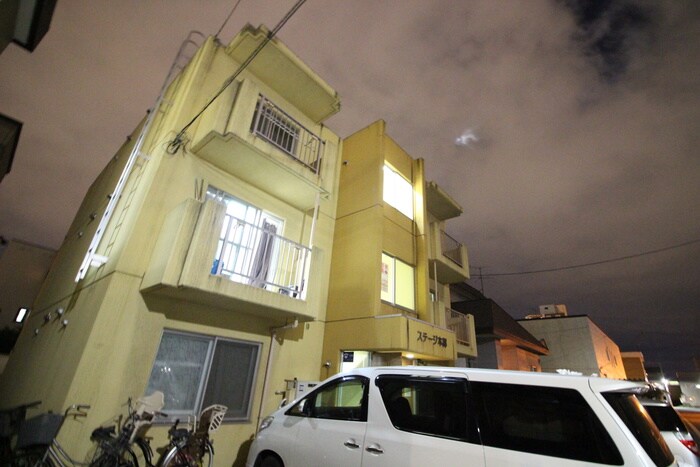 ステ－ジ本郷の物件外観写真