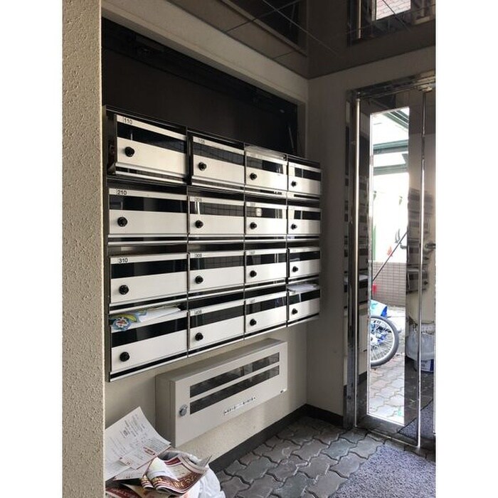 カピテ－ヌ円山の物件外観写真