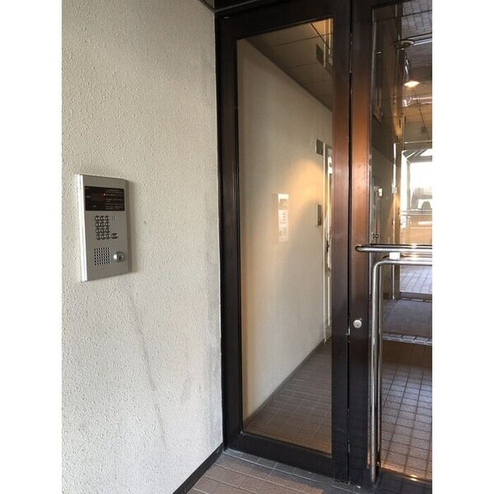 カピテ－ヌ円山の物件外観写真