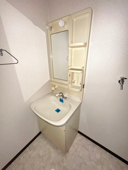 カピテ－ヌ円山の物件内観写真