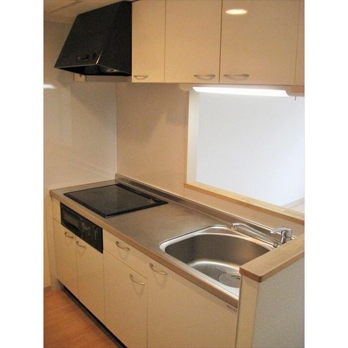 ＮＯＶＡ南円山の物件内観写真