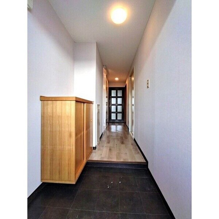 アンロワイヤルの物件内観写真