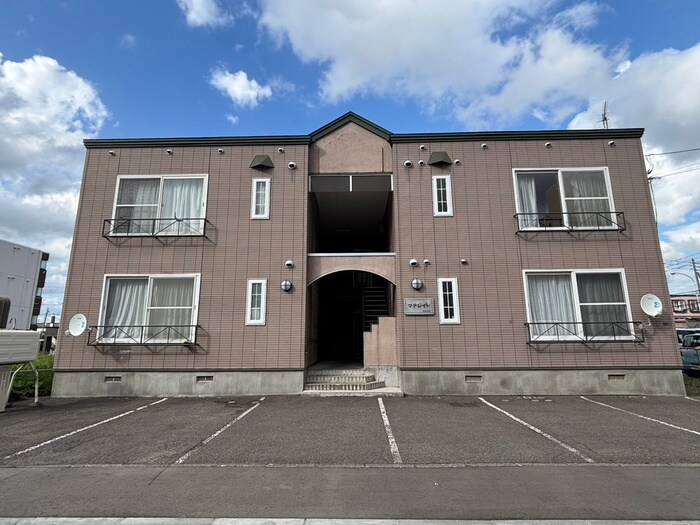 マデレイド佐野の物件外観写真