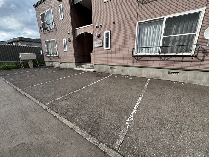 マデレイド佐野の物件外観写真