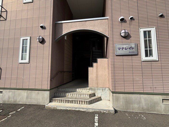 マデレイド佐野の物件外観写真